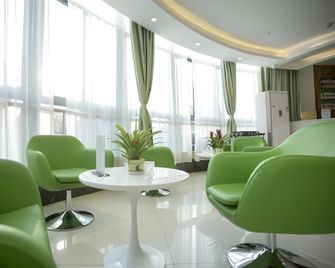 Vatica Hotel Tianjin Dagang Xuefu Road University Town - Tianjin - Lounge