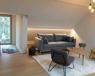 StudiO2 Ename, dakappartement in Vlaamse Ardennen - Oudenaarde - Wohnzimmer