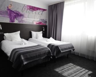 B&b Hotel Bytom - Bytom - Bedroom