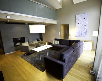Levi Suites Unna Mànnu - Sirkka - Living room