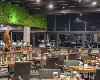 Savana Hotel & Convention Malang - Malang - Restaurant