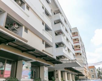 P Park Residence Charansanitwong - Bangkok - Building