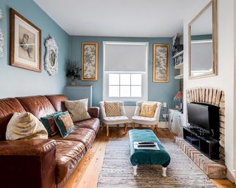 3-bed Cosy Bookbinder House in Jericho Oxford - Oxford - Living room