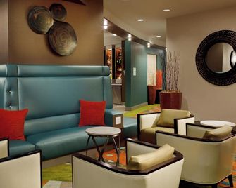 Holiday Inn San Antonio-Riverwalk By IHG - San Antonio - Lounge