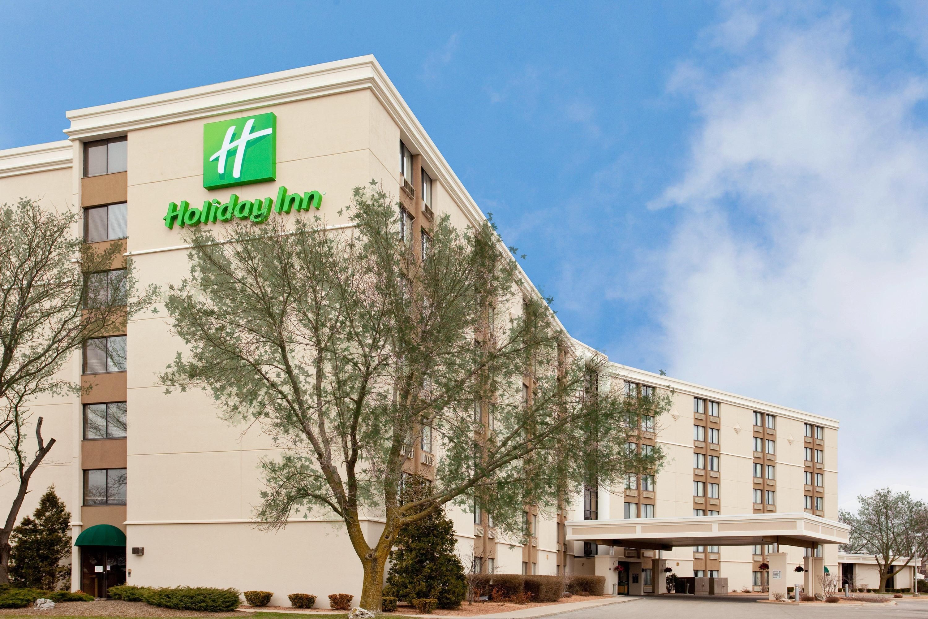 Building view of Holiday Inn Rockford, An IHG Hotel
