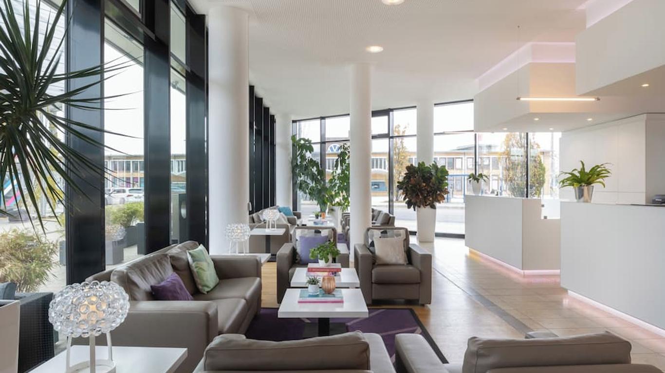 إنسايد باي ميليا فولفسبورج