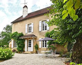 Colette's house (sleeps 8) - Châteauneuf - Edificio
