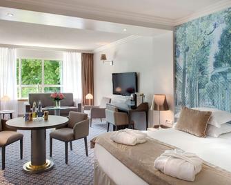 Vichy Celestins Spa Hotel - Vichy - Bedroom
