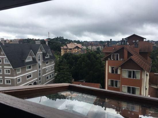 ألاميدا أليجرا هوتل