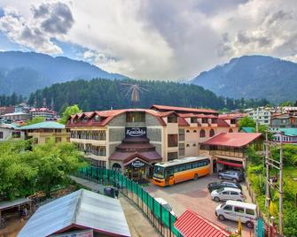 Hotel Kanishka Manali - Manali