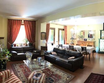 Villa Fior di Robinia - Giavera del Montello - Sala de estar