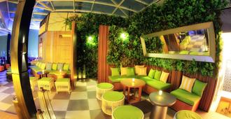 Imara Hotel Palembang - Palimbão - Lounge