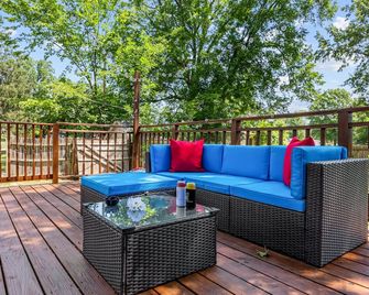 516 Sweet Cherry Escape - Warrenton - Balcony