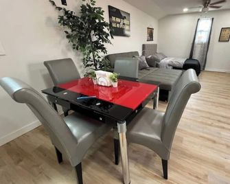 Cabin Experience near all - Wilkes-Barre - Essbereich