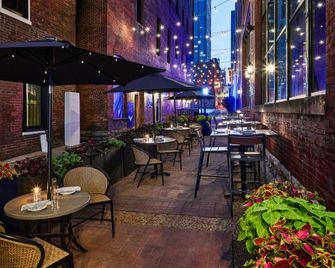 The Untitled Nashville Hotel, Tapestry Collection by Hilton - Nashville - Restaurant