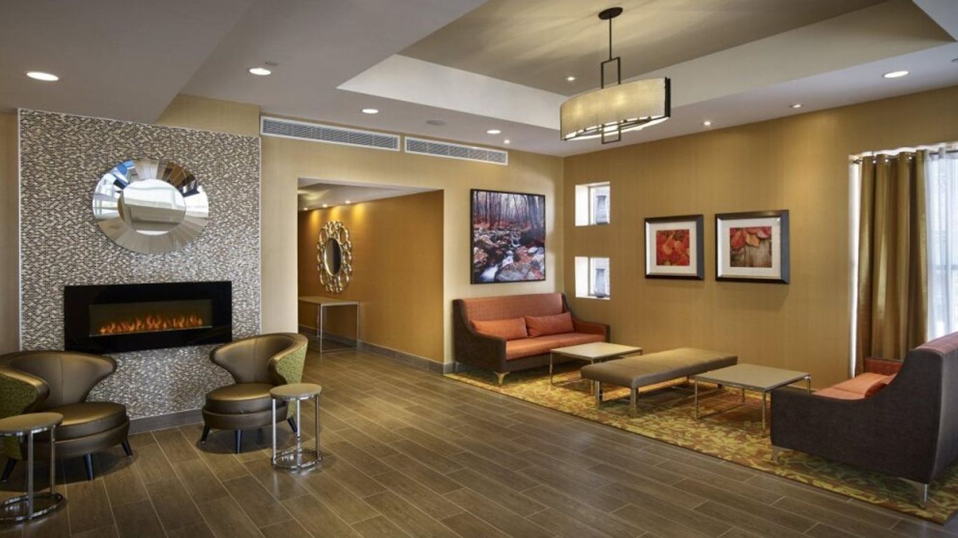 Holiday Inn Express Toronto-North York By IHG