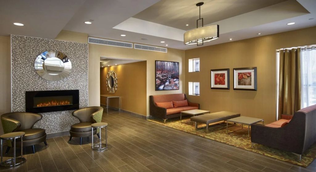 Holiday Inn Express Toronto-North York By IHG - Toronto - Salon
