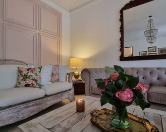 Leclerc Hotel Boutique Cali Granada - Santiago de Cali - Sala de estar