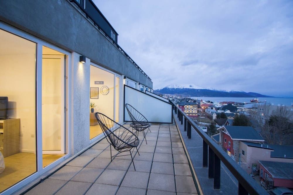 Pacífico Apartamentos Centro - אושואיה - מרפסת