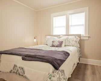 Spacious Modern 1bd/1bth Mins Downtown Anderson - Anderson