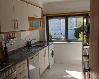 Apartamento do Paço do Lumiar - Lissabon - Küche