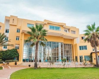 Hôtel Skanes Serail - Monastir - Building