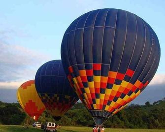 Pousada Suítes Águas de São Pedro - Aguas De Sao Pedro