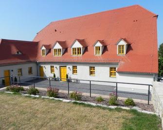 Hotel Altes Salzamt - Bad Dürrenberg - Building