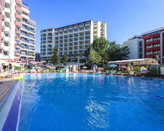 Admiral Plaza Hotel - Nesebar - Pool
