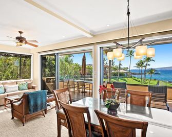 Makena Surf G-201 - End Unit, Panoramic Views, Ac! - Kīhei - Phòng ăn