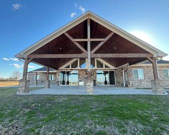 Peaceful Retreat with Spectacular Views near charming Sulphur Springs TX - Sulphur Springs - Gebäude