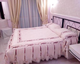 Hotel Al Querceto - Tocco Caudio - Bedroom