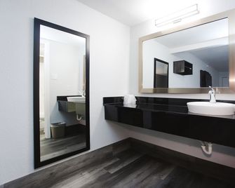 Studio 6 Houston. Tx Medical Center/Nrg Stadium - Houston - Baño