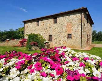 Villa with heated pool - Pietraviva - Edificio