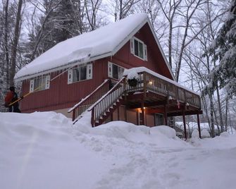 Friendly Family Chalet In Eidelweiss Village minutes to N.Conway NH Storyland - Madison - Bâtiment