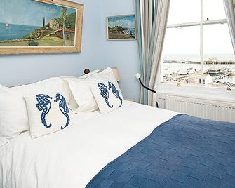The Royal Harbour Hotel-Ramsgate - Ramsgate - Slaapkamer