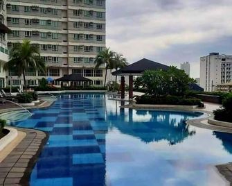Amora Suites at the Beacon Makati - Manila