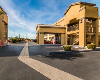 Econo Lodge Hesperia - Victorville I-15 - Hesperia - Edificio