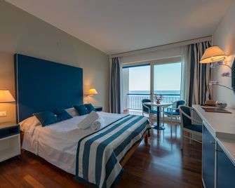 拉托雷錦繡酒店 - 巴勒莫 - 臥室