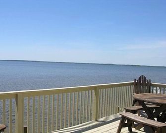 Montego Bay - South Ocean Drive 203 3 Bedroom Home by RedAwning - Fenwick Island - Balkon