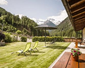 Appartement Anton - Campo Tures/Sand in Taufers - Patio