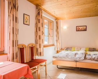 Apartment Strassscheuer 3.5 - Griwarent Ag - Grindelwald - Bedroom