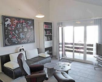 Flodana by Interhome - Emmetten - Sala de estar