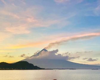 Balai Tinay Guesthouse - Legazpi City