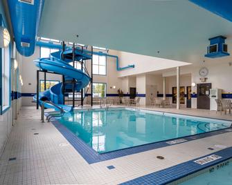 Best Western Plus South Edmonton Inn & Suites - Edmonton - Pool