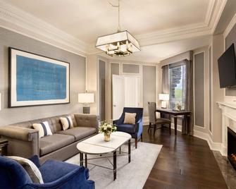 Fairmont Banff Springs - Banff - Living room