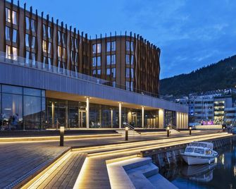 Moxy Bergen - ברגן - בניין