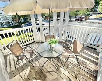Atl Cozy Suite - Sleeps 4 - Sandy Springs - Balcony