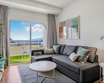 Agaete Shine Suites - Agaete - Living room