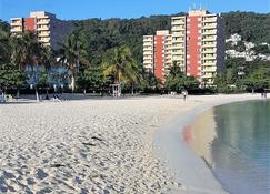 Beach Condo at Turtle Towers - Ocho Rios - Spiaggia